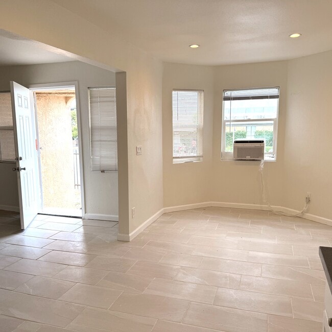 Photo - 10605 S Normandie Ave
