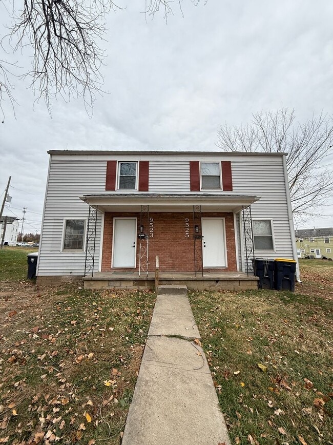 Building Photo - 9523-9525 Charlotte St Unit 9523 Charlotte St