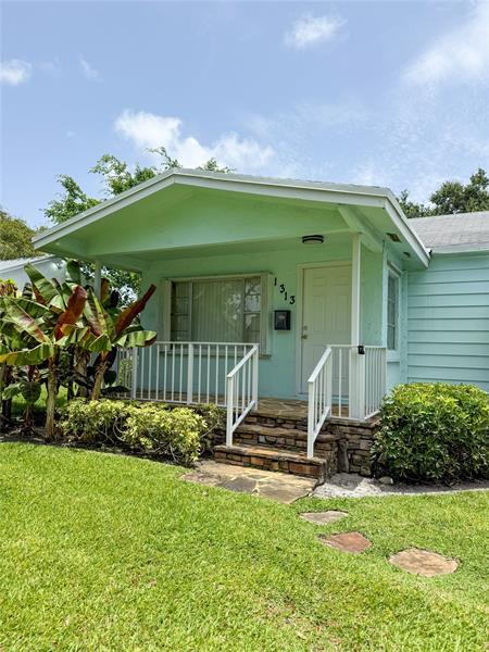 Photo - 1313 SE 1st St Casa