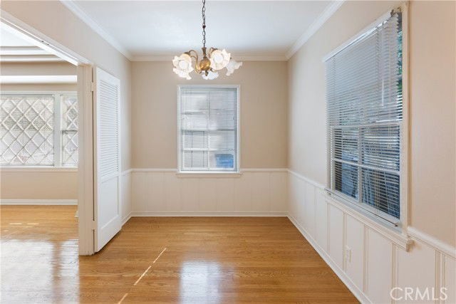 Photo - 15207 Greenleaf St