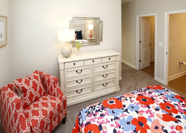 2BR, 2BA - 1222sf- Master Bedroom