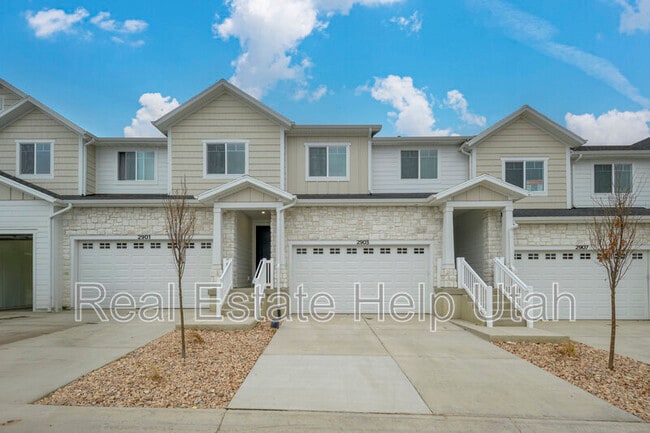 2903 Red Velvet Ln