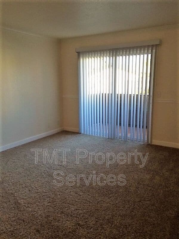 Photo - 7464 Santa Ysabel Ave