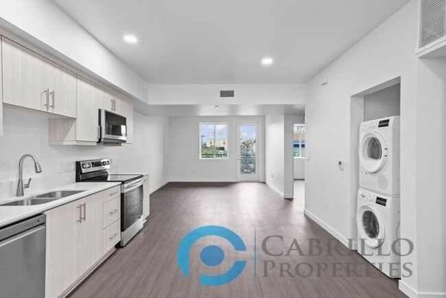 Photo - 2724 El Cajon Blvd Unidad #302 Rental