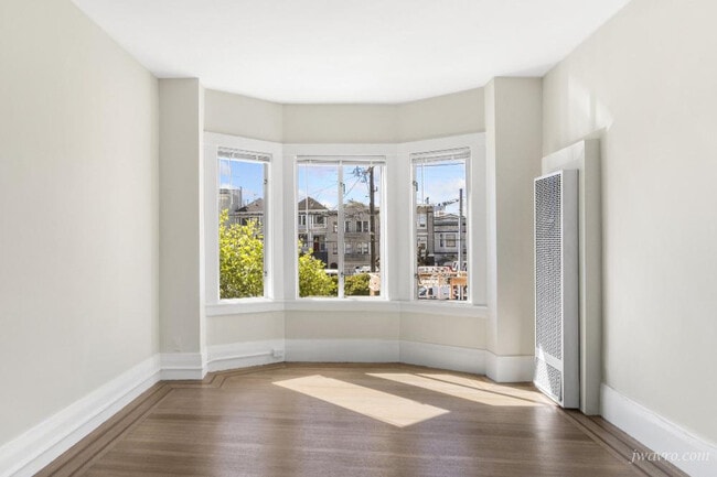 Photo - 4320 California St Unit J-3