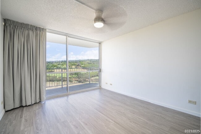 Photo - $2,395 / 1br - 514ft2 - The Highlander, 1bdrm, Incls Utilities, Avail April 1st (Aiea)