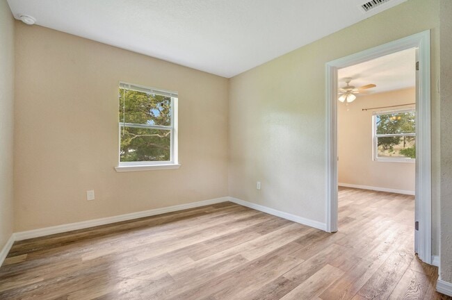 Photo - 2183 Crandon Ave Unit 1