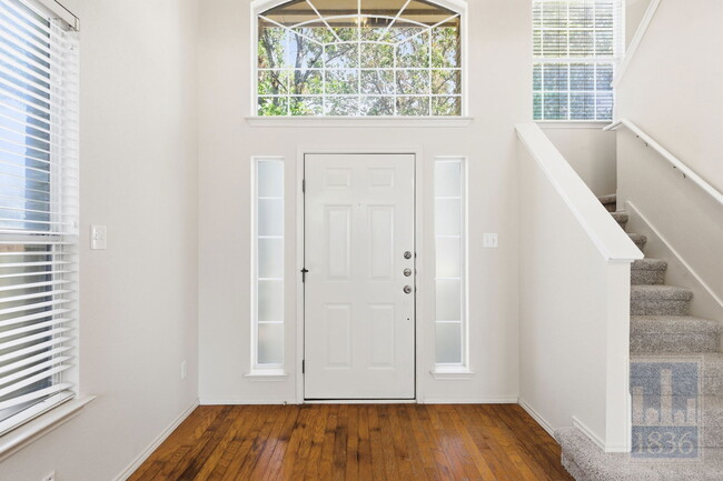 Photo - 10520 Fosseway Dr