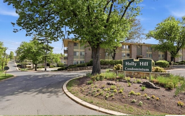 Photo - 7172 Donnell Pl Unit D4