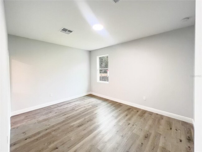 Photo - 14465 Chamberlain Blvd