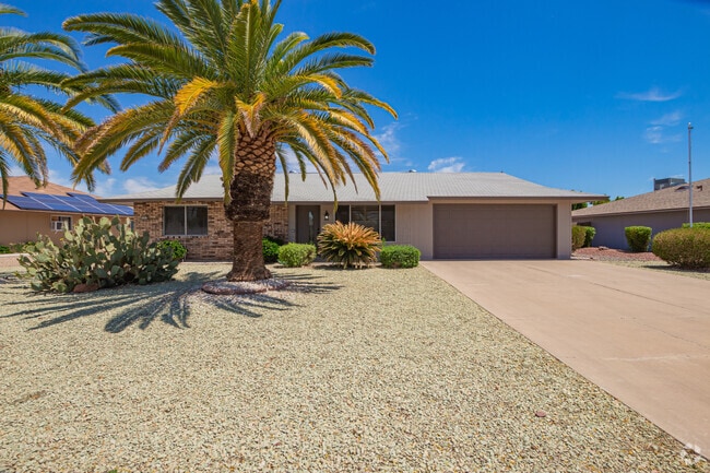 Building Photo - 17615 N Whispering Oaks Dr Rental