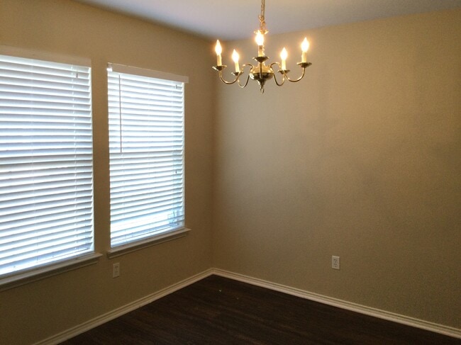 Photo - 5589 Hunters Bend Ln