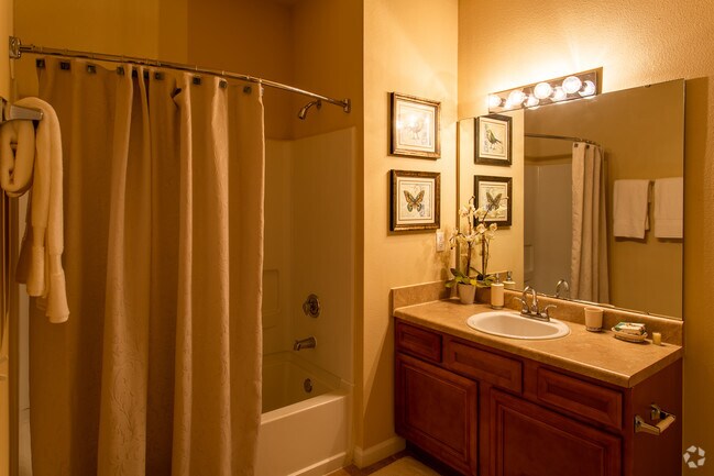 2BR,2BA