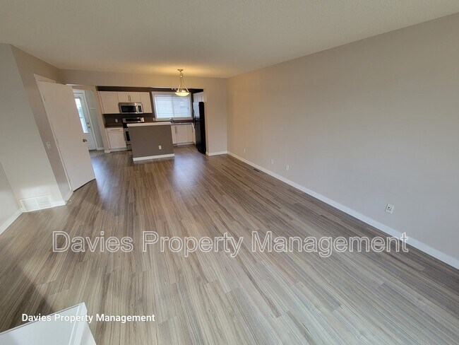 Photo - 5061 Stanton Dr SW