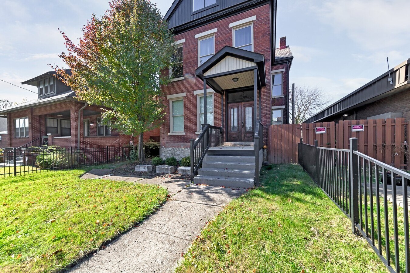 Photo - 1187 S High St