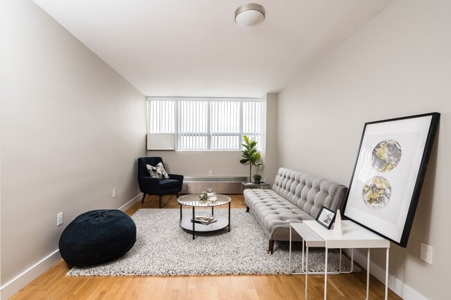 Photo - 730 St Clarens Ave Unit 303