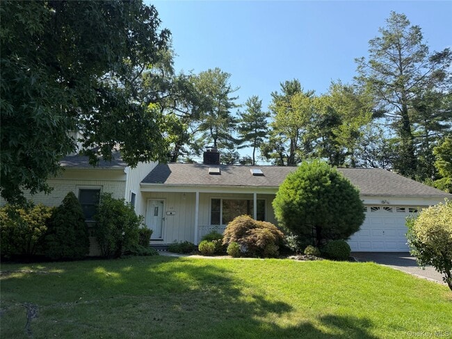 Building Photo - 60 Oaktree Ln