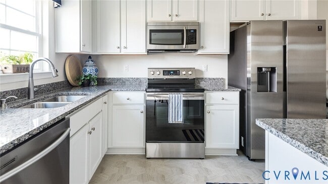 Photo - 3502 Middlewich Way