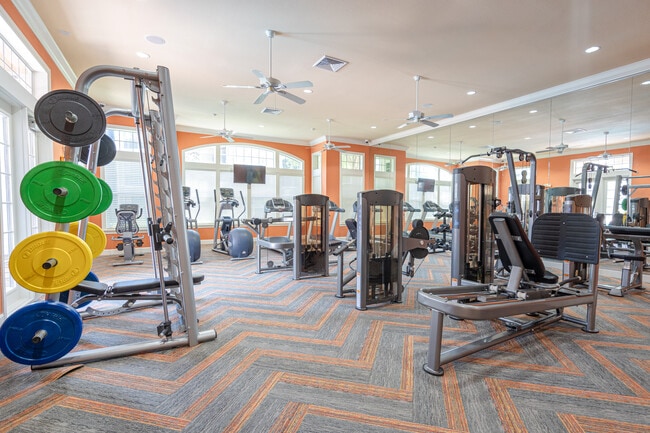 Oakleaf Village Apartments