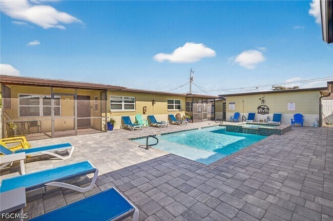 4831 Tudor Dr