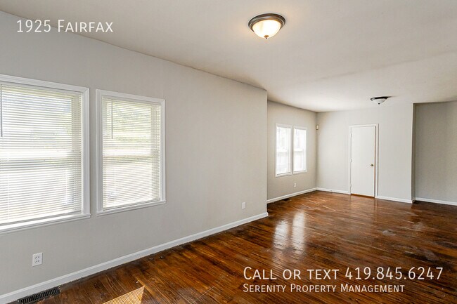 Photo - 1925 Fairfax-