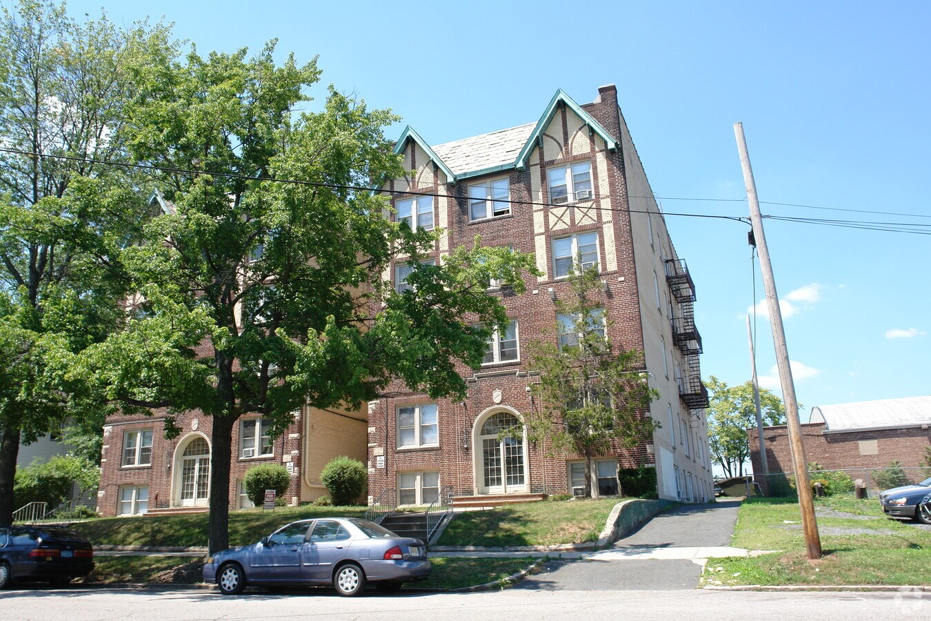 Photo - 118 W 2nd Ave