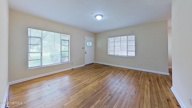 Photo - 607 Garden Cliff Ct