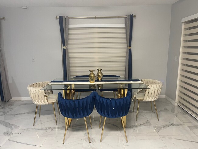 Photo - 180 Walnut Crest Run