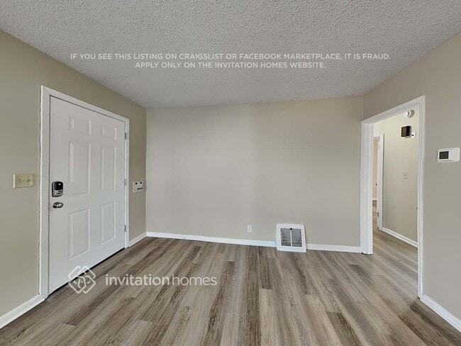 Photo - 3112 Nevada Ave S