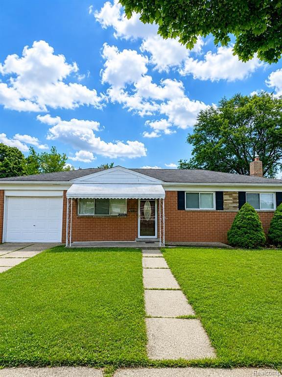 Building Photo - 32627 Dowland Dr
