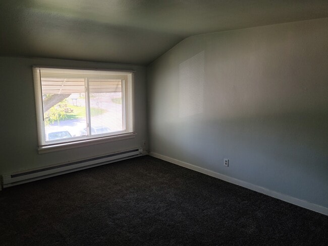 Building Photo - Orchard Park Apartments Unit 11