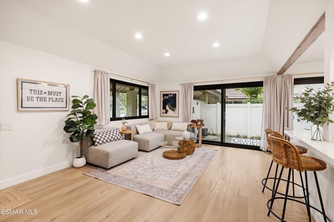 Photo - 1173 Kirkford Way