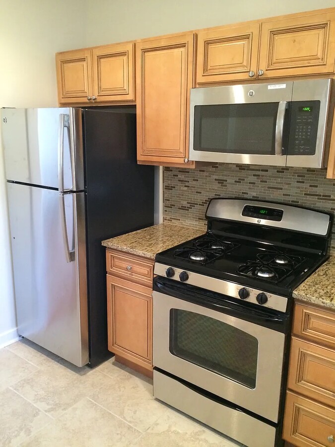 Photo - 2105 W Seybert St