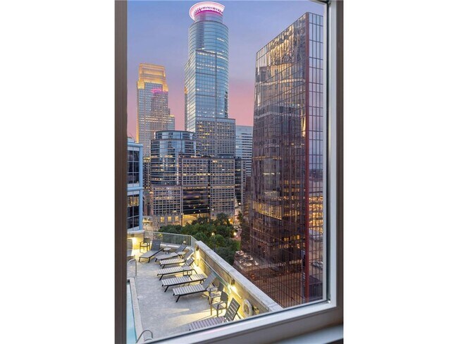Photo - 433 S 7th St Unit 1701