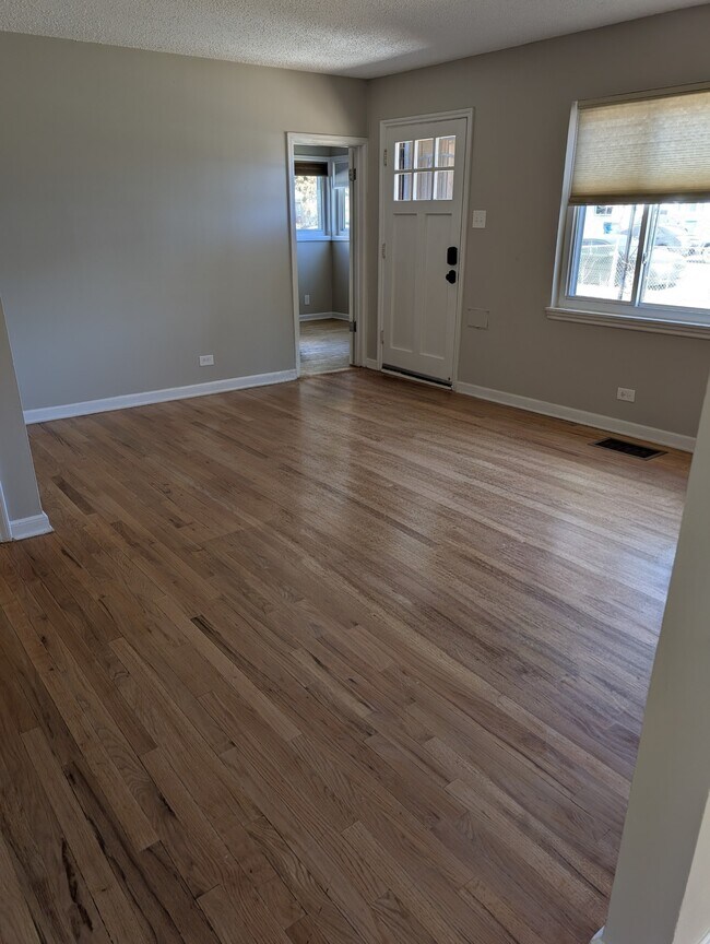 Photo - 1657 N Moline St