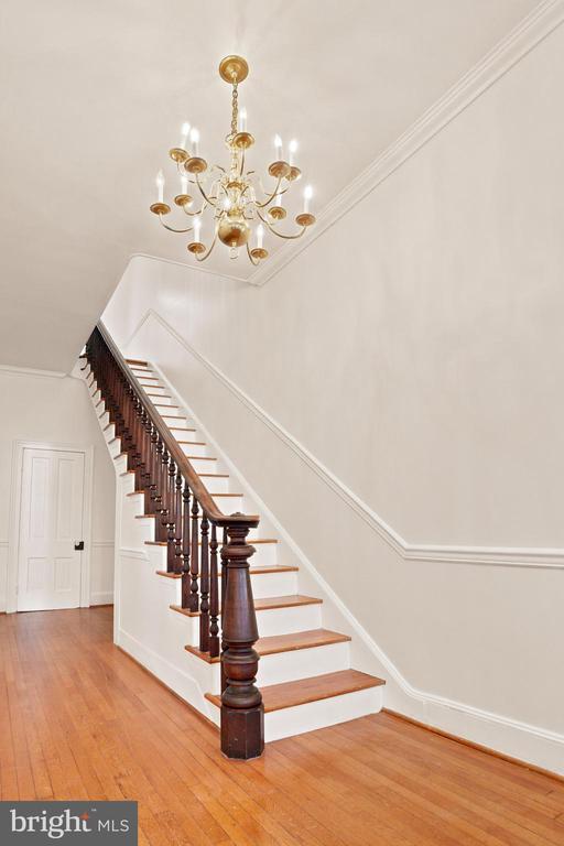 Photo - 209 N Washington St