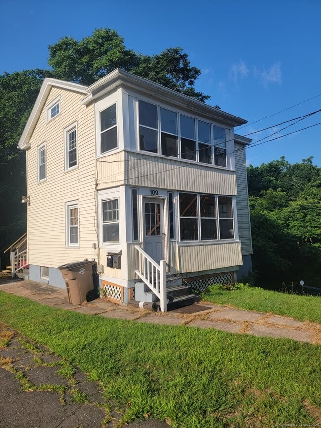 Building Photo - 109 Union St Unit 109-B Rental