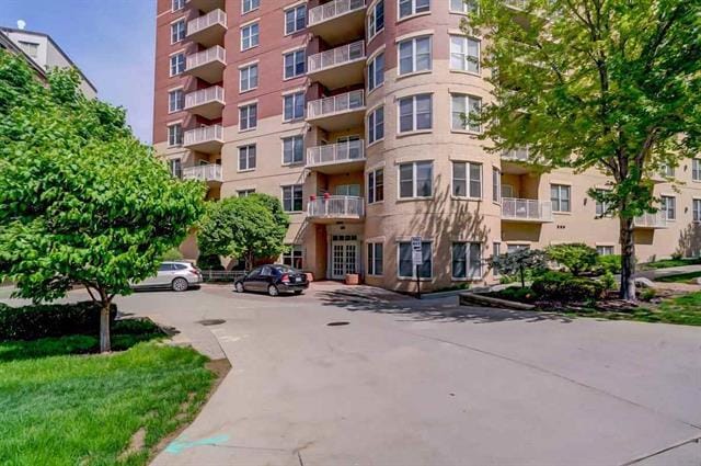 Photo - 360 W Washington Ave Unit Metropolitan Place