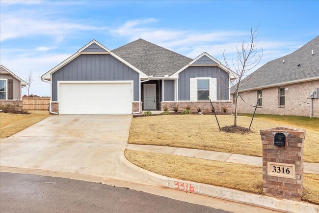 Adorable Brand New NE Edmond - Adorable Brand New NE Edmond House