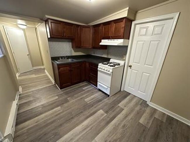 Building Photo - 25 Conestoga St Unit 3