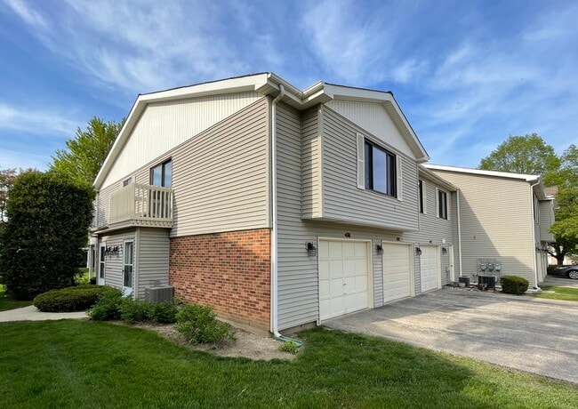 Building Photo - 476 Harrison Ct