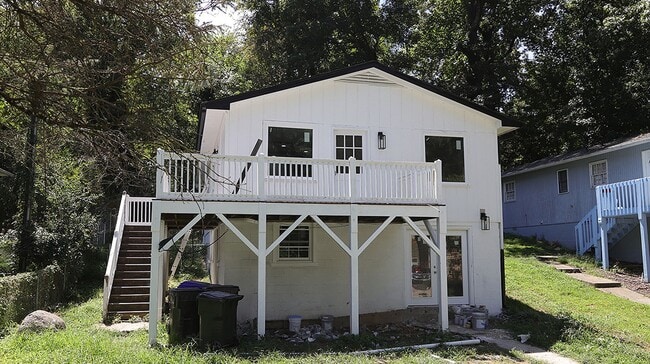 Building Photo - Great home in Chapel Hill!