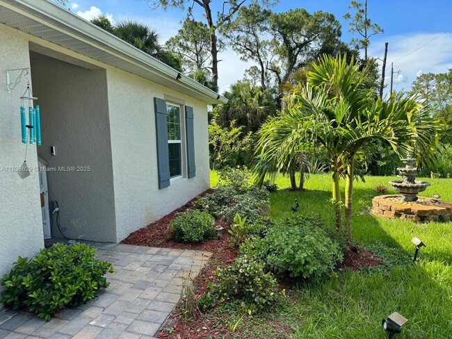 Photo - 3033 N Lakewood Rd
