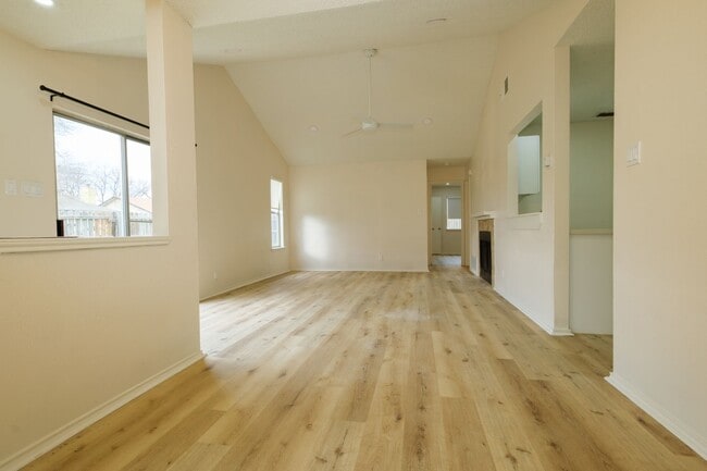 Photo - Woodlake ~ 2 Bedroom Duplex