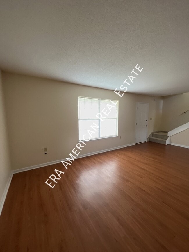 Photo - 132 5th Ave