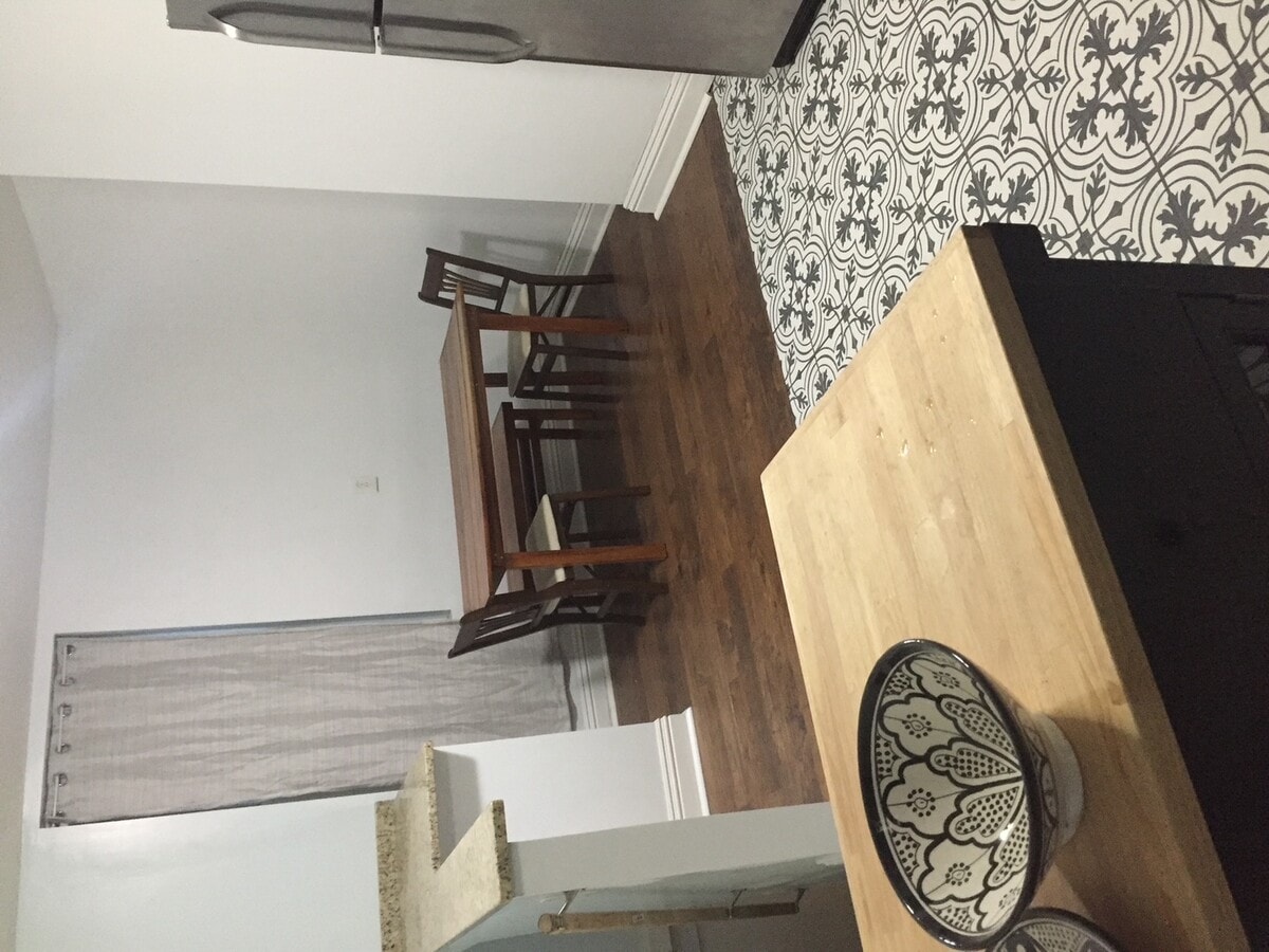 Photo - 1426 N Avers Ave Casa