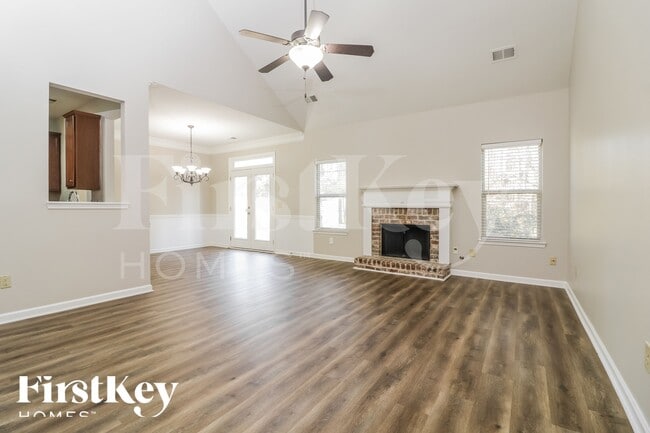 Photo - 2432 Wingfield Dr SW