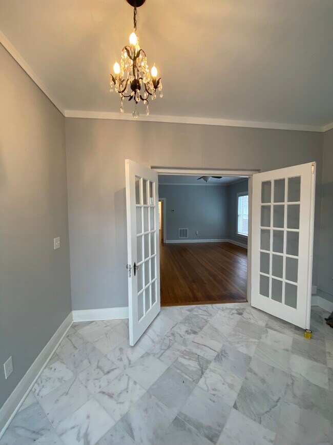 Foyer - 5205 N Central Ave Unit 1