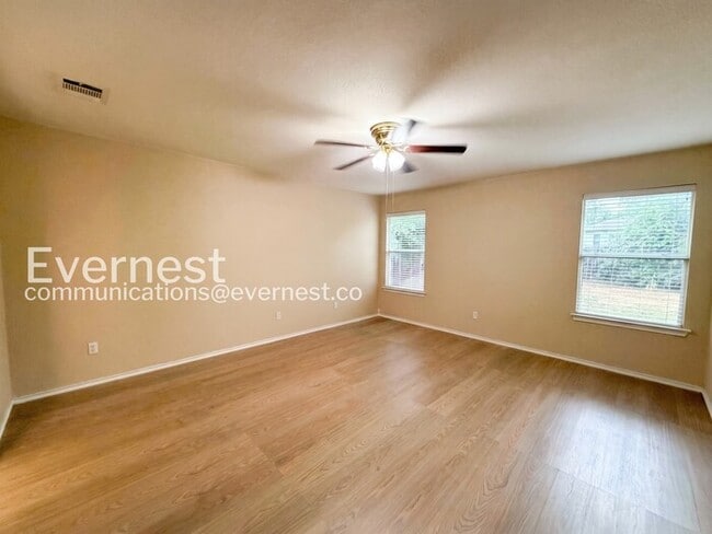 Photo - 109 Covey Ln