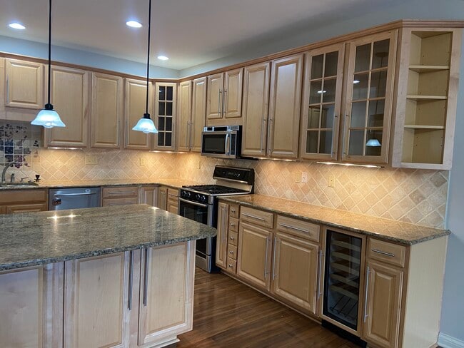 Photo - Pinnacle on Meridian